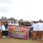 Kecamatan Kembang Janggut Turut Berpartisipasi Dalam Kirab Budaya Pembukaan Festival Erau Adat Kutai Tahun 2025