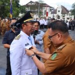 Bupati Kutai Kartanegara Lantik Camat Kembang Janggut dalam Pelantikan Pejabat Administrator dan Pengawas