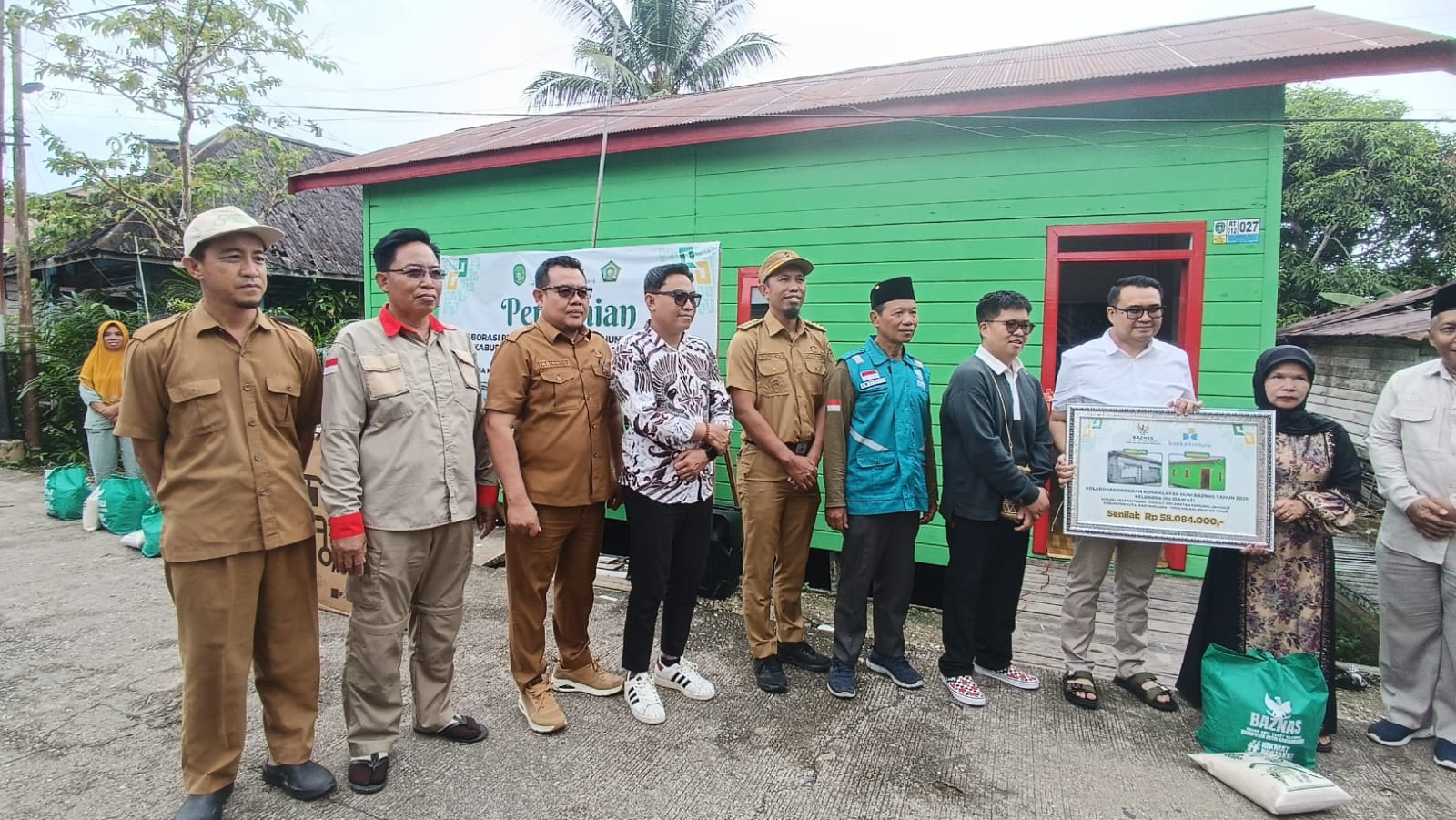 Bupati dan Wabup Kukar Resmikan Rumah Layak Huni BAZNAS di Kecamatan Kembang Janggut